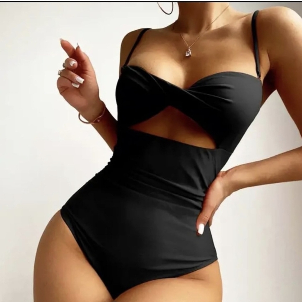 Generic Bathing sulit for Women Black